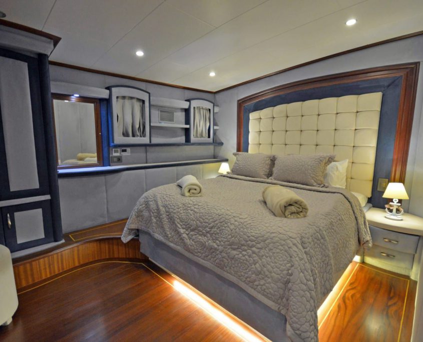 BELLA MARE Double cabin