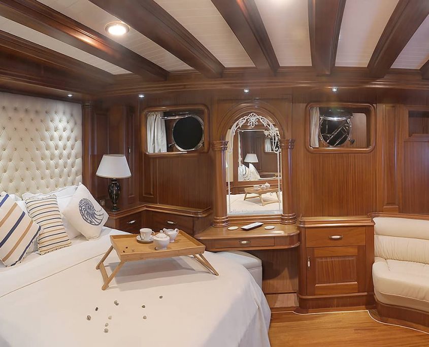 MARE NOSTRUM Master cabin