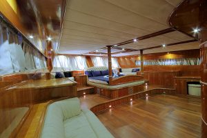 SILVERMOON-Vip-Cabin-4