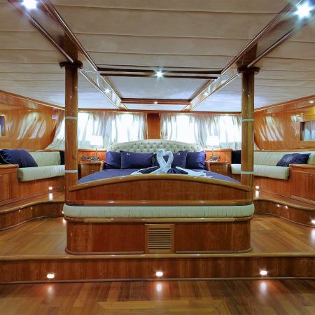 SILVER MOON Vip Cabin