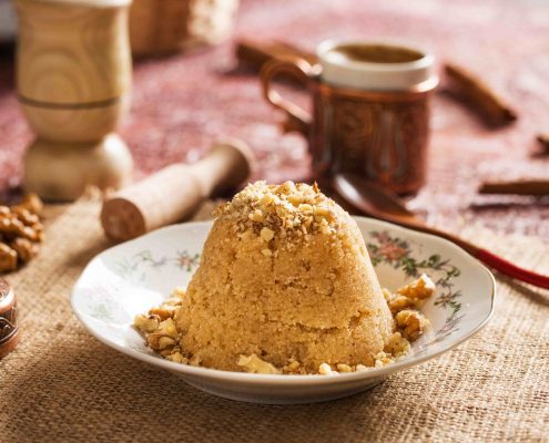 Traditional-Semolina-Dessert-irmik-Helvas-min