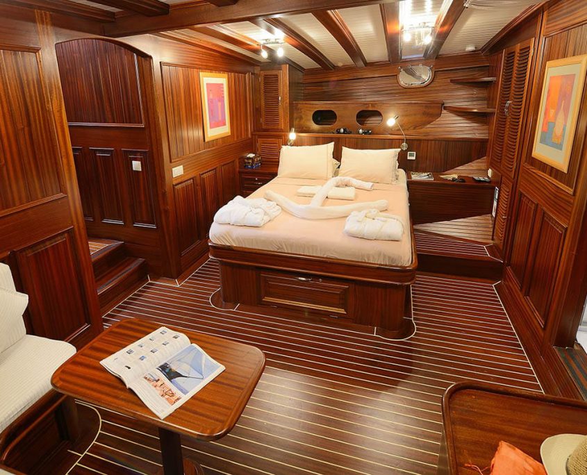 ZEPHYRIA II Double cabin