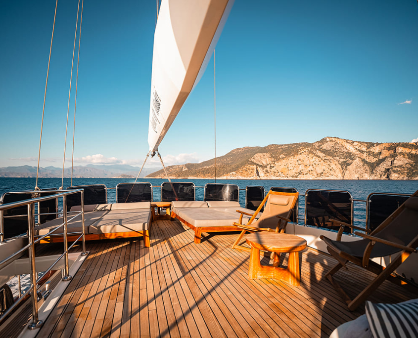QUEEN OF MAKRI Flybridge