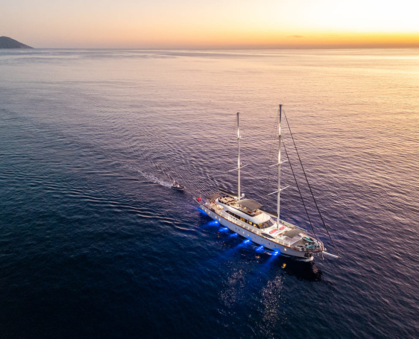 QUEEN OF MAKRI Sunset