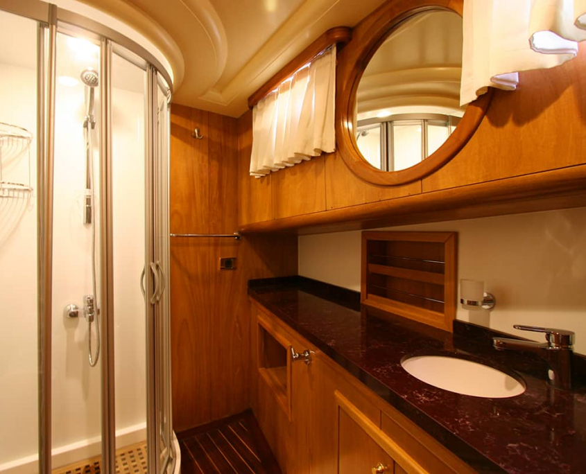 SCHATZ Forward master cabin bathroom