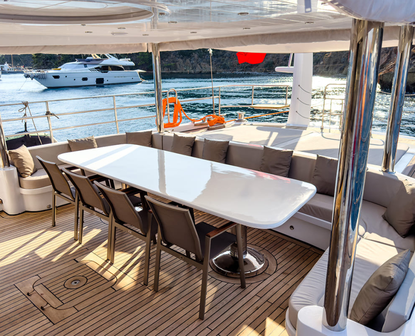 ANGELO 3 Aft deck