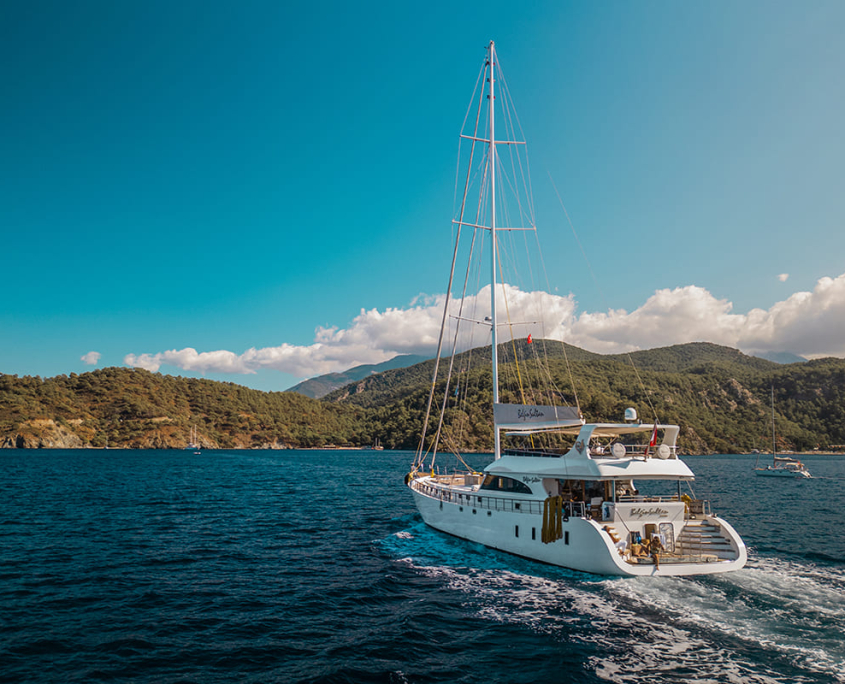 BELGIN SULTAN Cruising